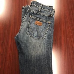 Wrangler Slim Boot Jeans